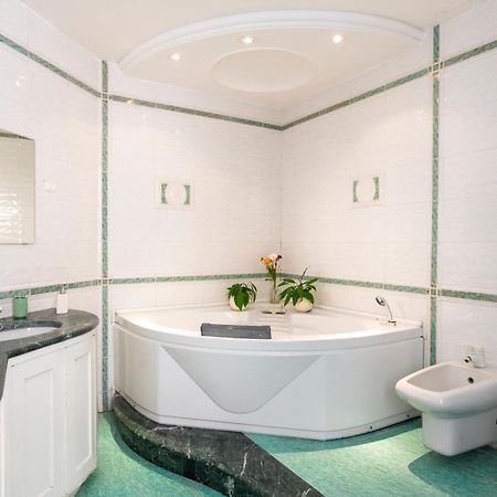 Napoli Centro, Dm Suites Extérieur photo