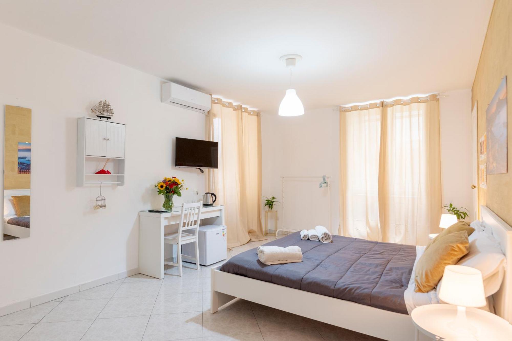 Napoli Centro, Dm Suites Extérieur photo