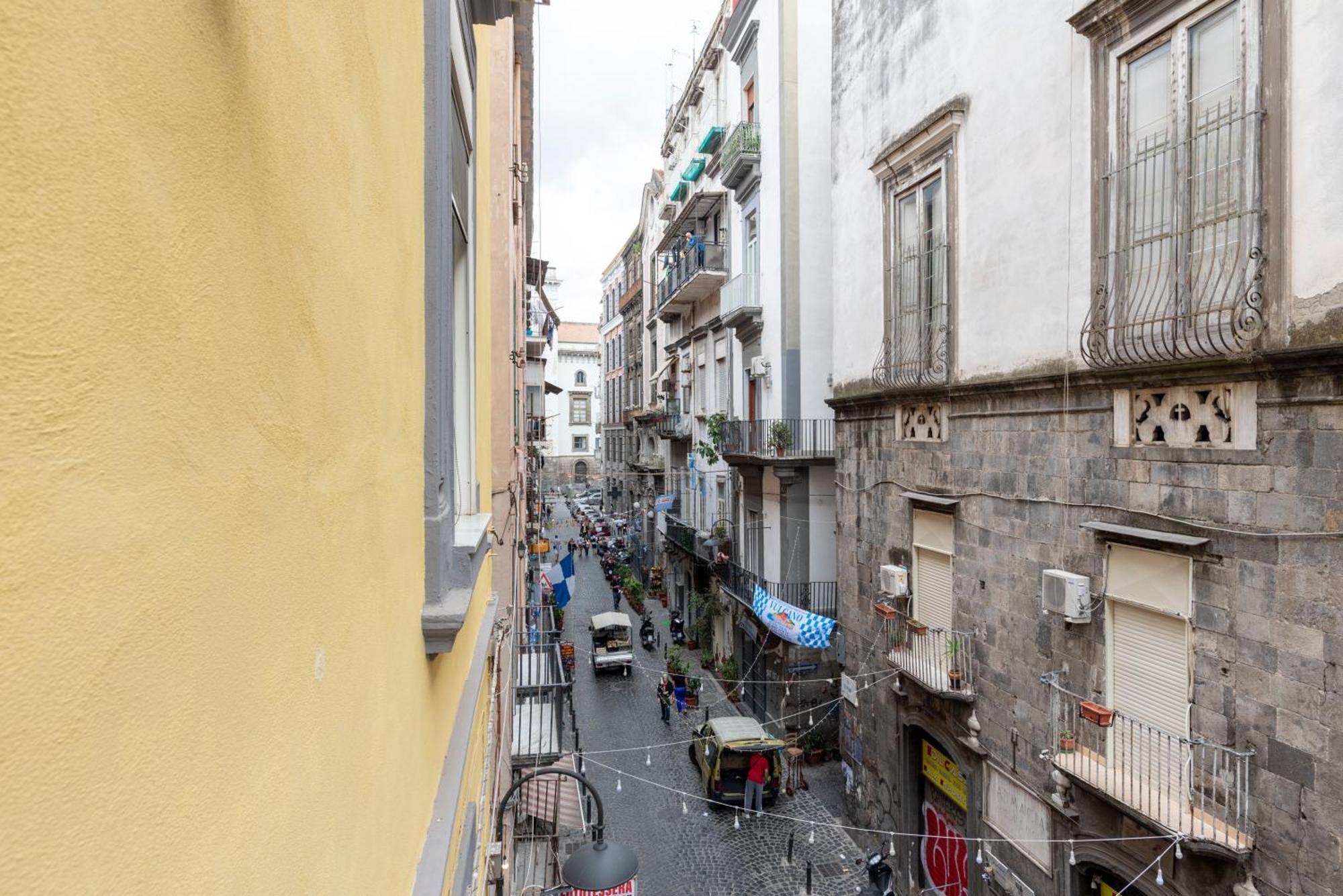 Napoli Centro, Dm Suites Extérieur photo