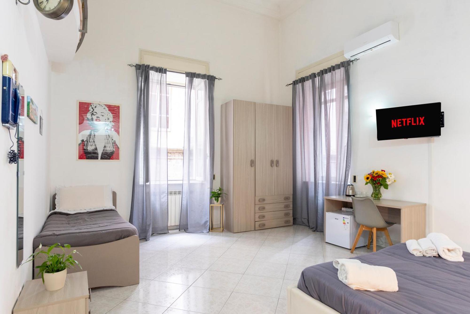 Napoli Centro, Dm Suites Extérieur photo