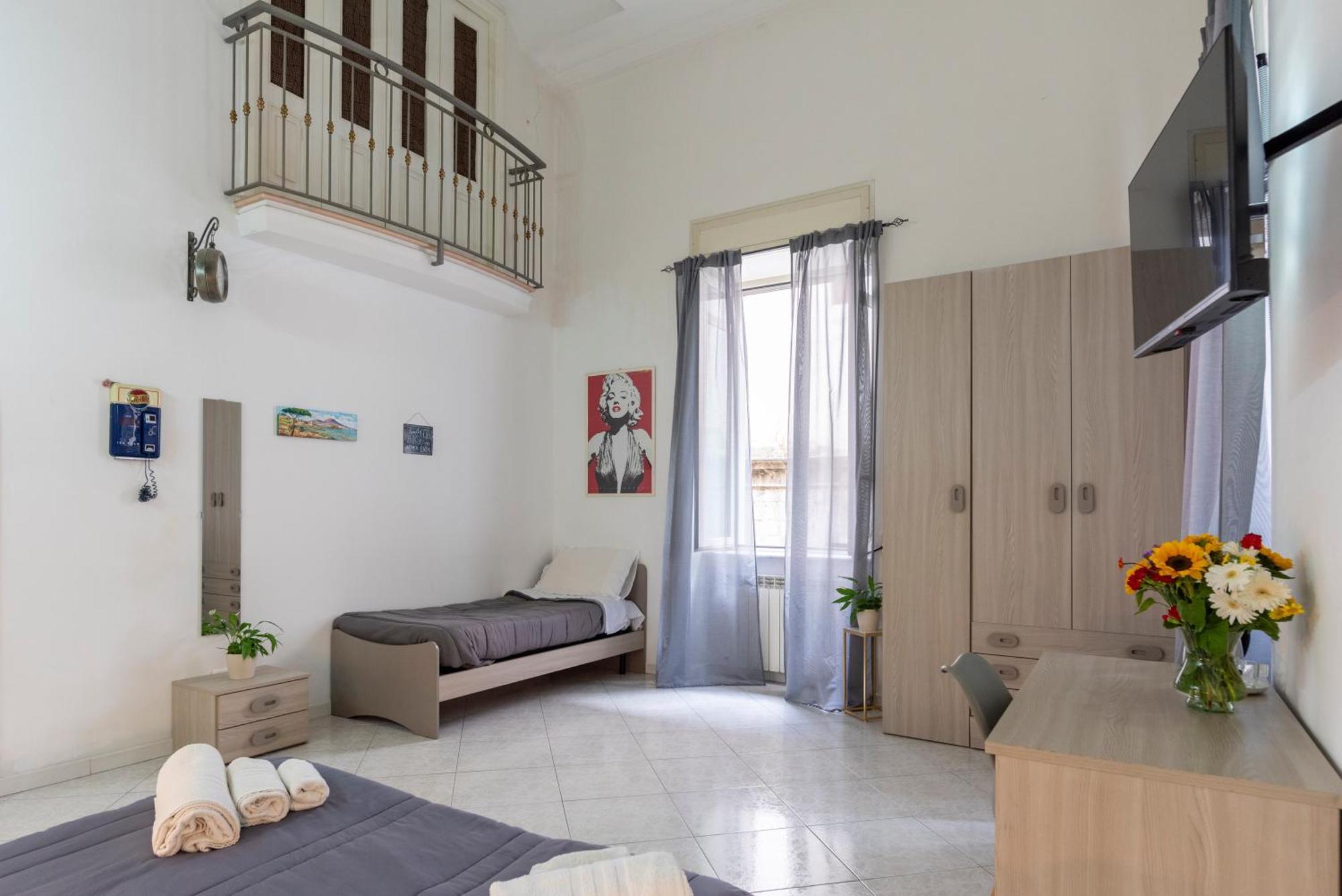 Napoli Centro, Dm Suites Extérieur photo