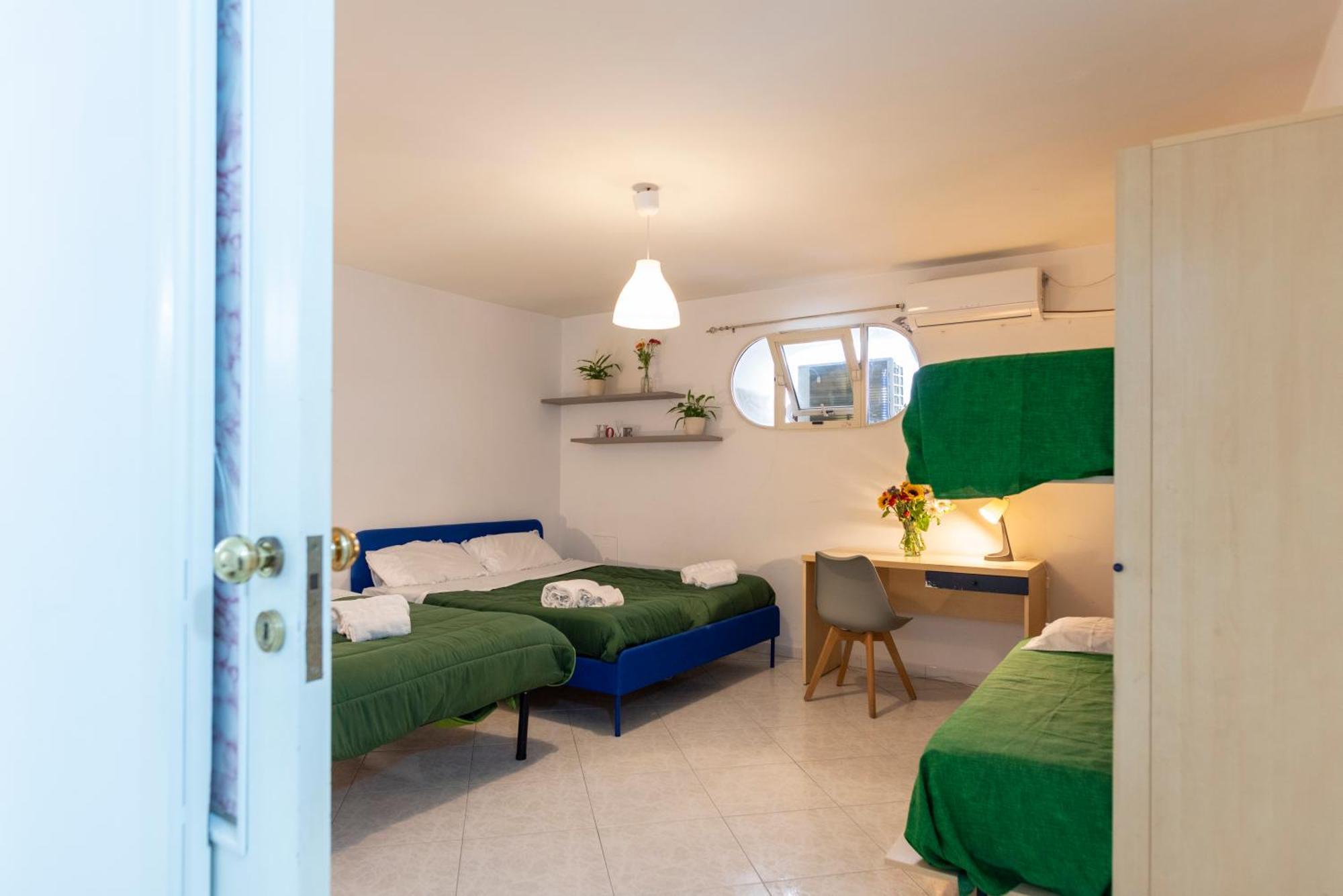 Napoli Centro, Dm Suites Extérieur photo