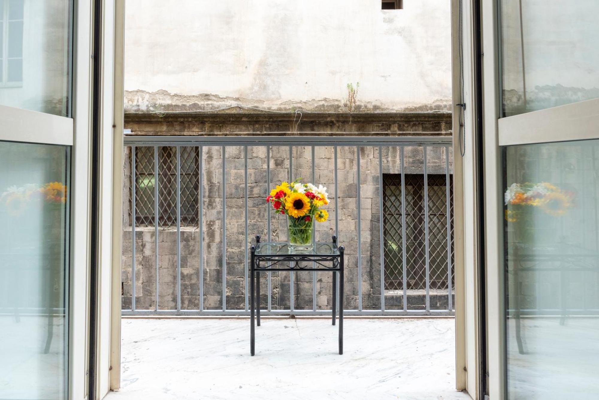 Napoli Centro, Dm Suites Extérieur photo